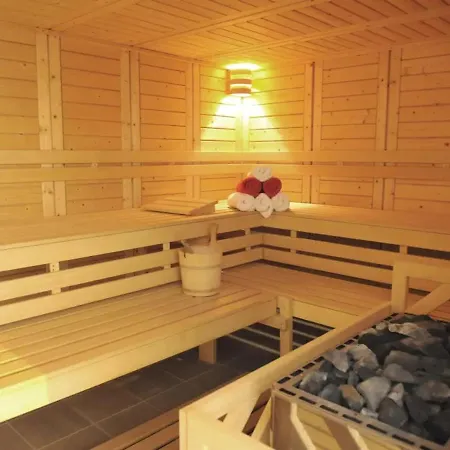 3-bedroom 4 People Pool Hammam Sauna Jacuzzi Lejlighed Orelle